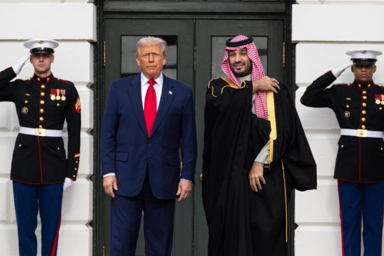 Donald Trumo incontra bin Salman alla Casa Bianca