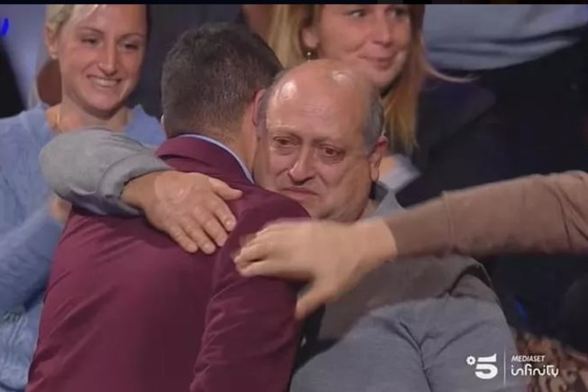 Gabriele Casti, il campione de La ruota della Fortuna insieme a suo padre 