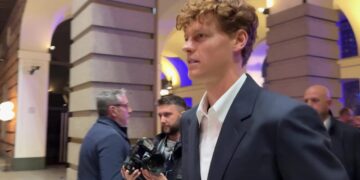 Jannik Sinner al Blu Carpet di Torino al media day delle Atp Finals 2025