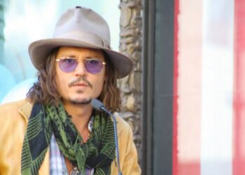 Johnny Depp debutta come artista in Italia