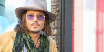 Johnny Depp debutta come artista in Italia