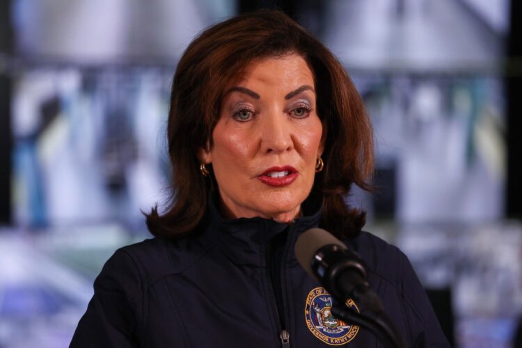 La governatrice dello Stato di New York Kathy Hochul