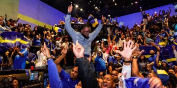 La gioia dei tifosi di Curaçao per essersi qualificati ai Mondiali