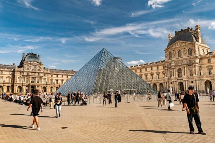La password del sistema di sorveglianza del Louvre