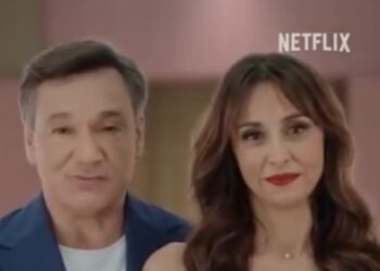 L’amore è cieco: Italia con Fabio Caressa e Benedetta Parodi