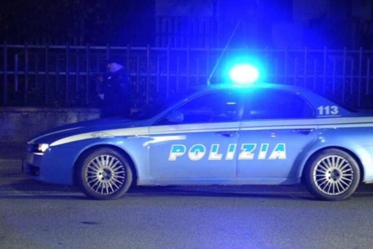 Morto un poliziotto a Torre del Greco, grave un altro