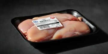 Petti di pollo con tracce di white striping