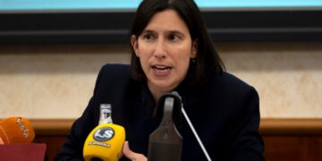 Schlein attacca il governo