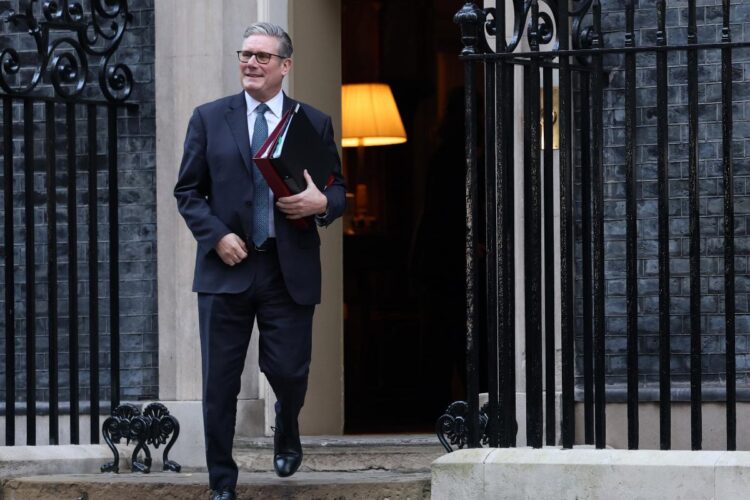 Starmer nel mirino delle critiche in GB