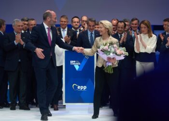 Ursula von der Leyen ad un cogresso del PPE