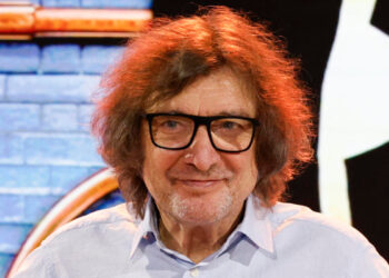 Un primo piano di Claudio Cecchetto