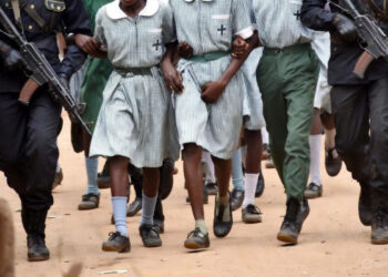 Gang armata rapisce studenti in Nigeria