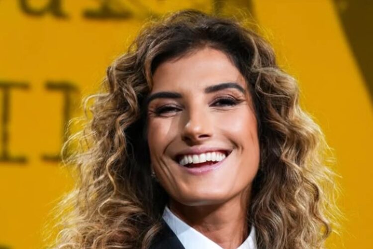 Un primo piano di Nina Palmieri