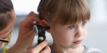 Calo dell’udito, rischio globale per i giovani: l’Italia tra i paesi più colpiti