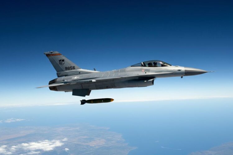 Amnesty International accusa gli Stati Uniti: “Responsabili di crimini di guerra in Yemen”