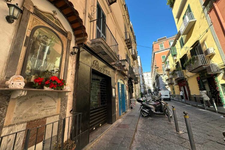 18enne accoltellato a Napoli