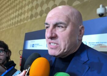 Crosetto: “Accordo unanime sul decreto Ucraina, aiuti anche a sostegno dei civili”