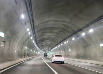 Aperto il tunnel stradale più lungo al mondo