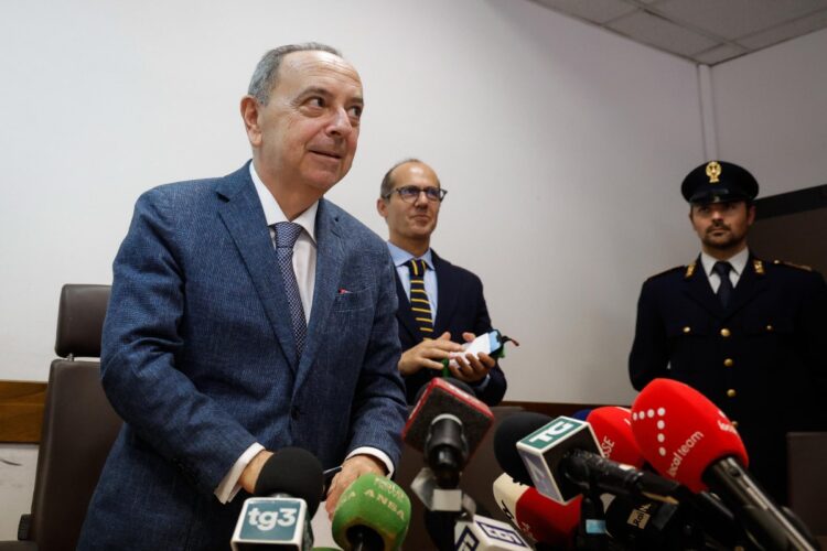 Archiviato il trasferimento di Lo Voi dopo il caso Almasri