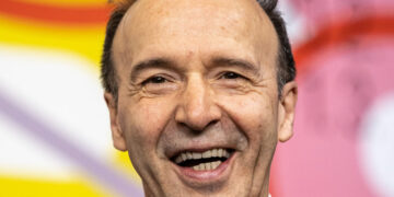 Un primo piano di Roberto Benigni