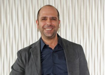 Checco Zalone e il messaggio a reti unificate su Mediaset
