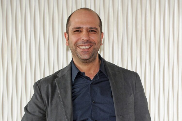 Checco Zalone e il messaggio a reti unificate su Mediaset