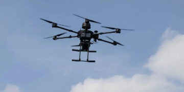 Allarme droni su siti militari di La Spezia