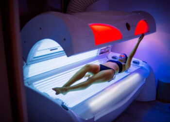 Ecco perché devi smettere subito di usare i lettini abbronzanti