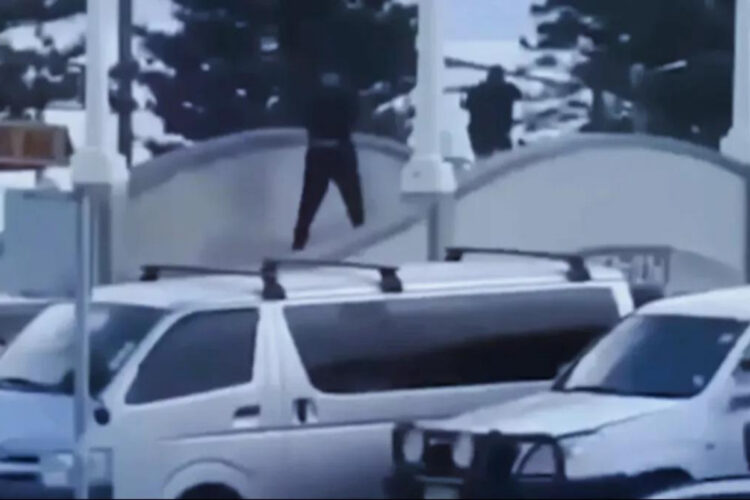 Gli attentatori a Bondi Beach