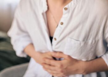 Cos'è l'Helicobacter pylori, l’infezione silenziosa che può danneggiare lo stomaco