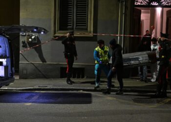 I Carabinieri del Ris di Firenze intervengono in Via Gianpaolo Orsini per il ritrovamento dei corpi di Franco Giorgi e Gianna Di Nardo