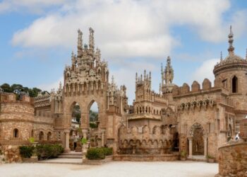 Il castello di Colomares