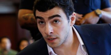 Il video dell'arresto di Luigi Mangione