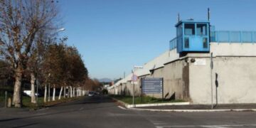 Indagini sulla morte per overdose di una detenuta a Rebibbia