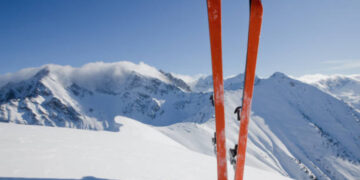 Le nuove regole per evitare multe sugli sci e sullo snowboard