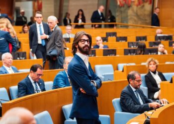 Leonardo Maria Del Vecchio tratta l'acquisizione del gruppo editoriale QN