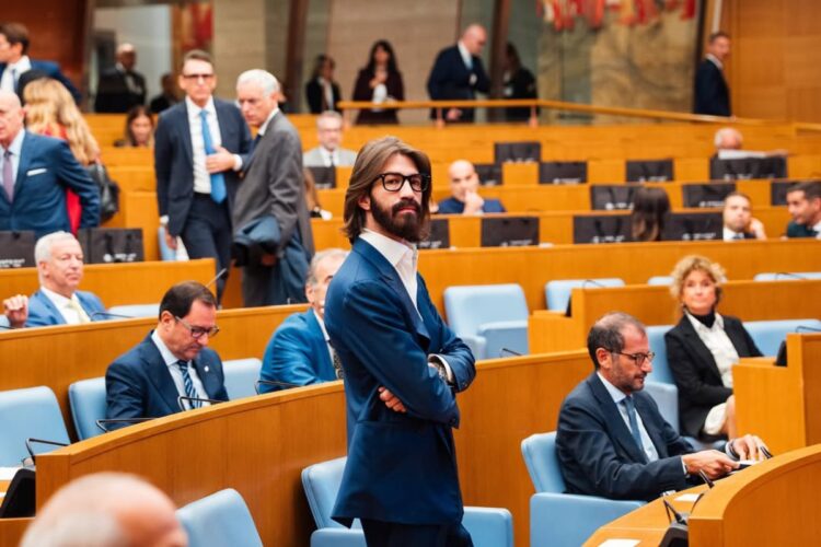 Leonardo Maria Del Vecchio tratta l'acquisizione del gruppo editoriale QN