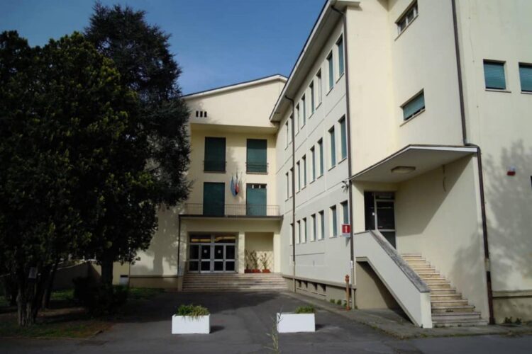 Lista stupri al liceo Vallisneri a Lucca