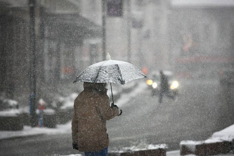 Meteo: allerta pioggia e neve