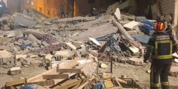 Morti e feriti nel crollo di due edifici a Fes in Marocco