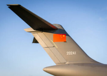 Tesioni Giappone-Cina anche la Russia schiera i suoi aerei militari