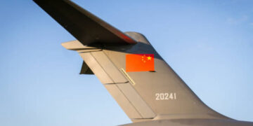 Tesioni Giappone-Cina anche la Russia schiera i suoi aerei militari