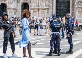 Trovato il presunto responsabile dell'accoltellamento a Piazza Duomo