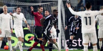 Udinese-Lazio: scontro tra biancocelesti e Simonelli