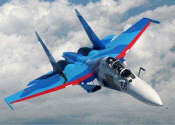 Un caccia Sukhoi Su-30