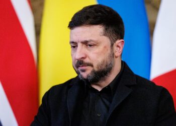Zelensky incontra Papa Leone