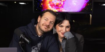 Arisa e Cattelan a Supernova