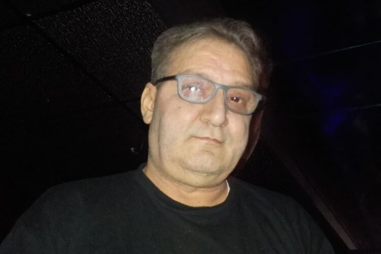 Un primo piano di Claudio Rispoli, in arte DJ Mozart