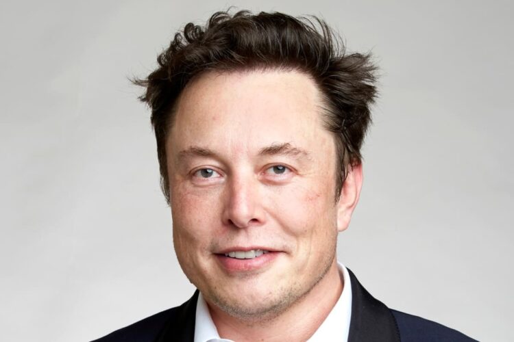 Un primo piano di Elon Musk