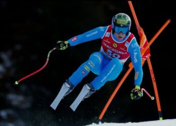 Lo sciatore Giovanni Franzoni in azione